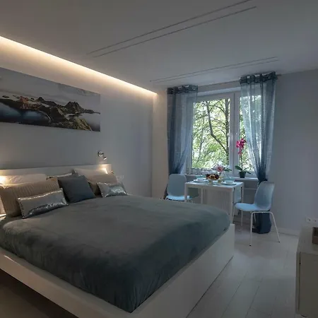 Wlr - Hoza I 아파트