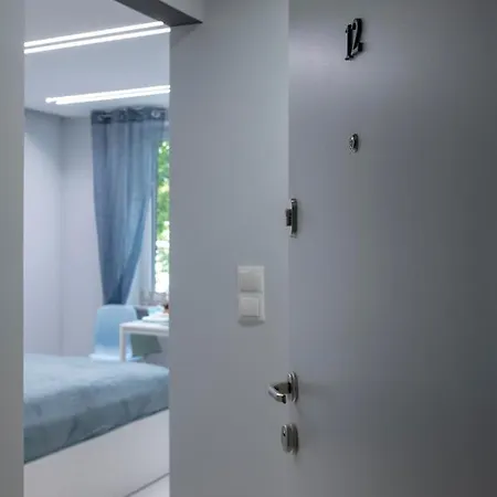 Wlr - Hoza I Lejlighed